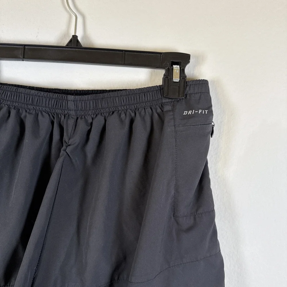 Nike Running Shorts Mens L Black White Athletic Dri Fit‎ Mesh Lined Training